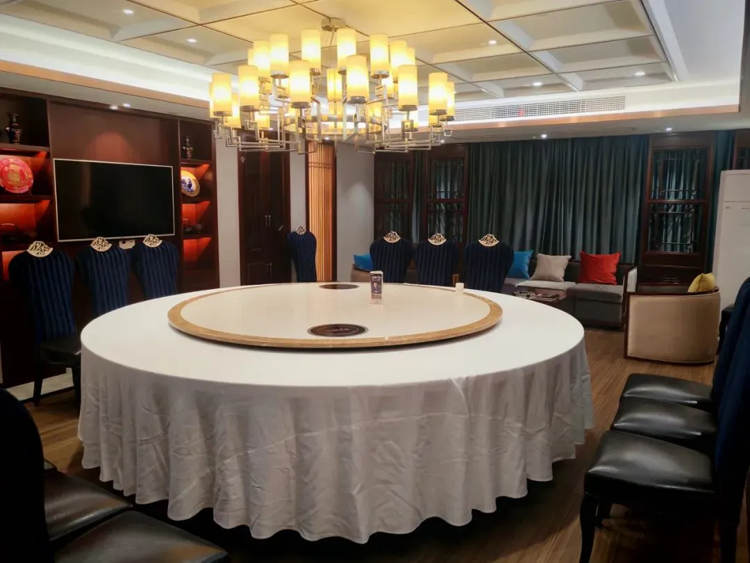 5aa6e241d5b2388967b67b7d9ac4f45c