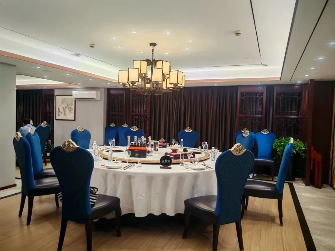 ff5e190de663e42ddec6469257e9da14